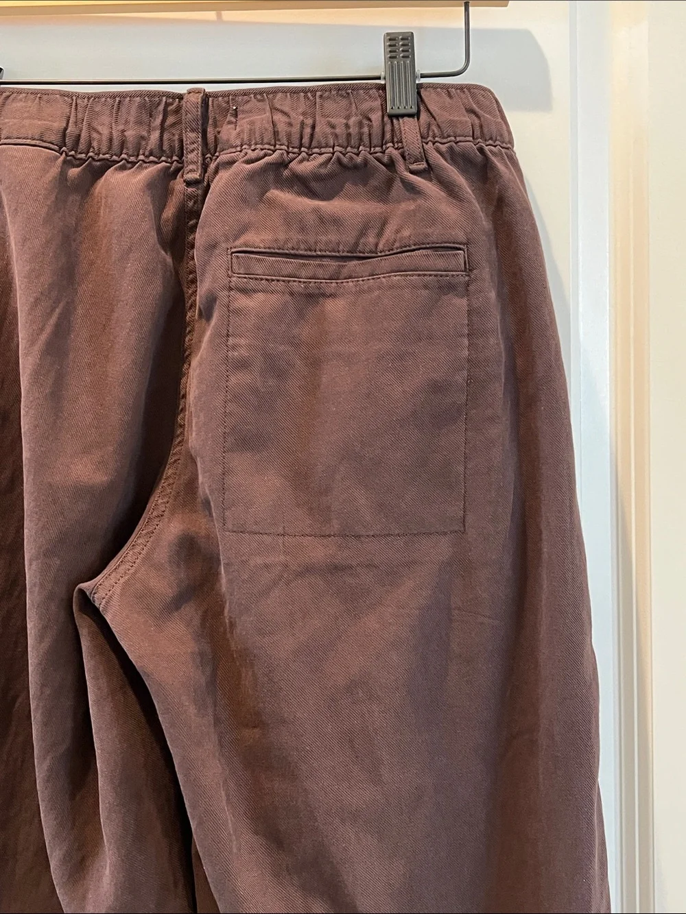 Banana Republic Women's Super-Soft Soma Mid-Rise Wide-Leg Pants in Dark Brown